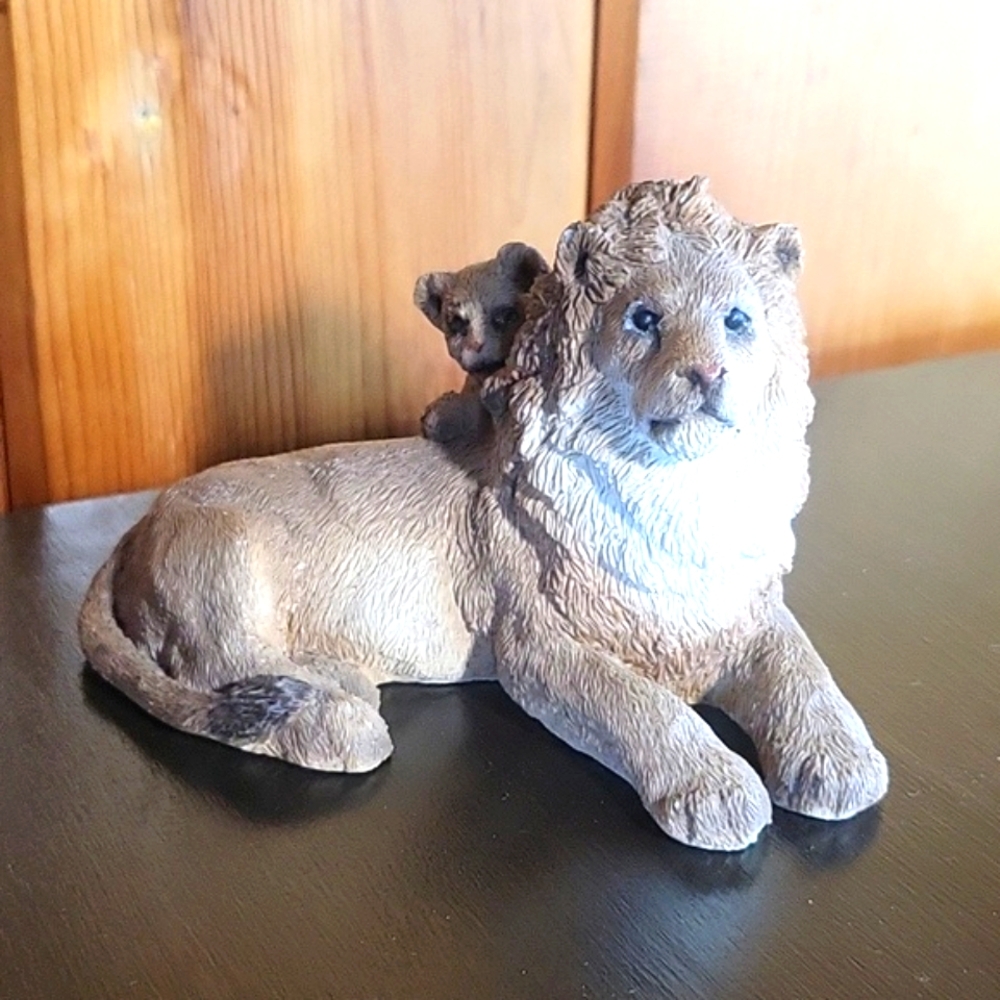 Stone Critters Lion And Cub